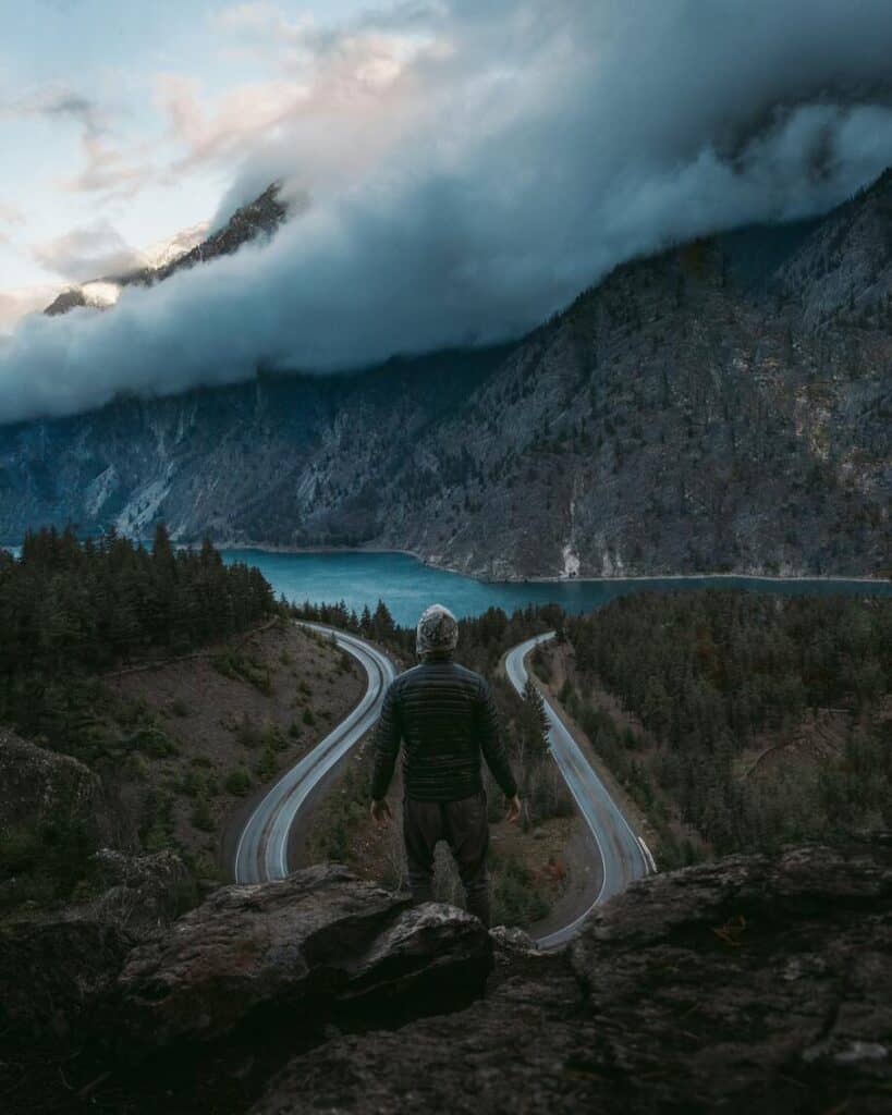 pivoting road in Norway